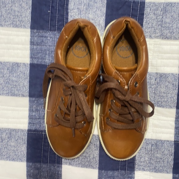 Casual boys shoes 👞 - Picture 2 of 6